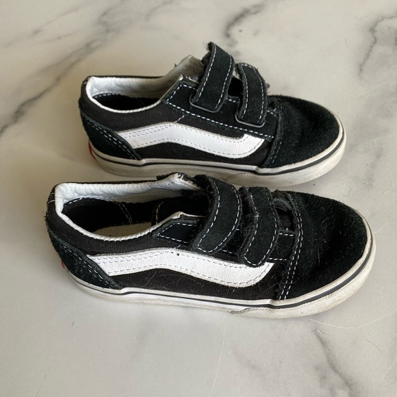 boys velcro vans